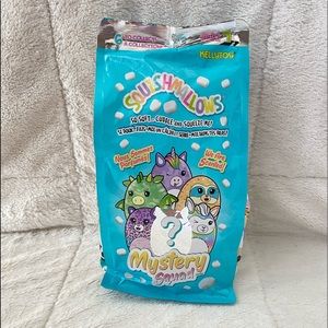 ****MYSTERY SQUISHMALLOW****